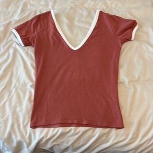 Rust colored V neck tshirt